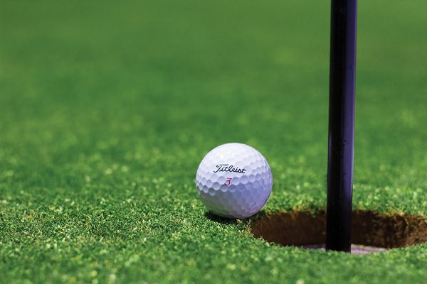 Sport, natura i relaks na polu golfowym – moje doświadczenia