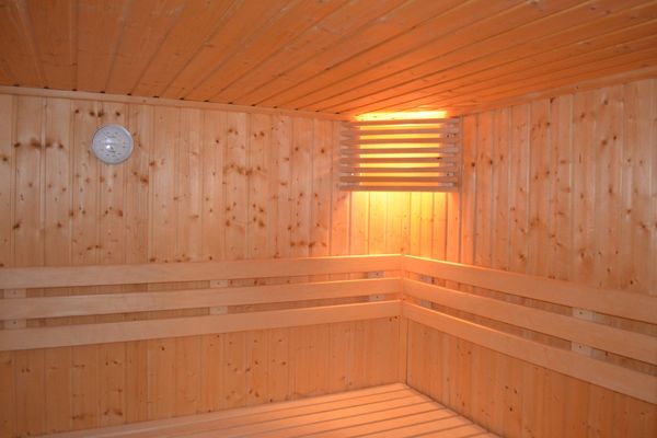 Do czego służą olejki w saunie i jak je dobierać?